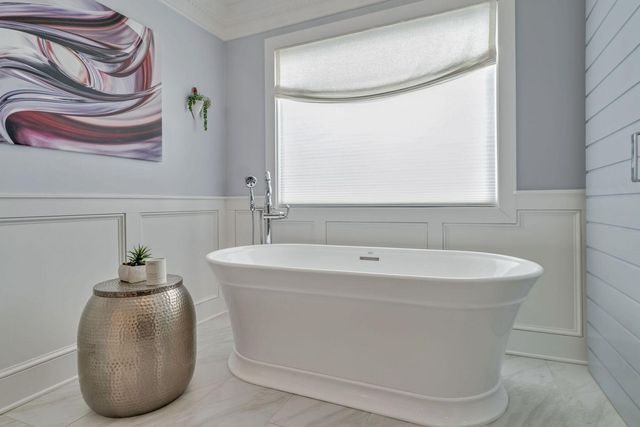 10416 Sterling Springs Road, Louisville, KY 40223