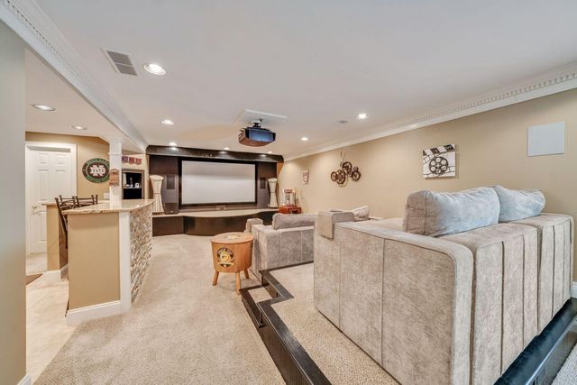 10416 Sterling Springs Road, Louisville, KY 40223