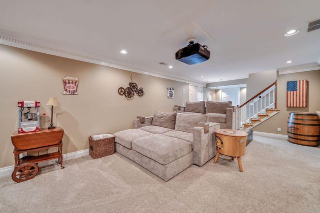 10416 Sterling Springs Road, Louisville, KY 40223