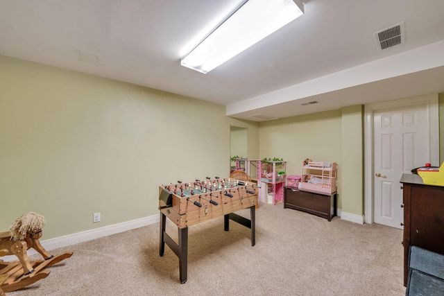 10416 Sterling Springs Road, Louisville, KY 40223