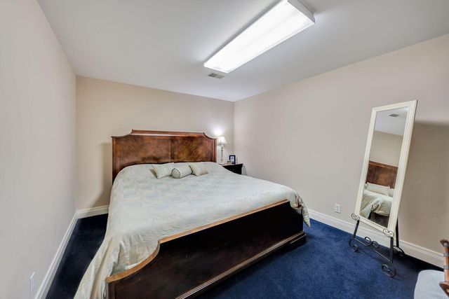 10416 Sterling Springs Road, Louisville, KY 40223