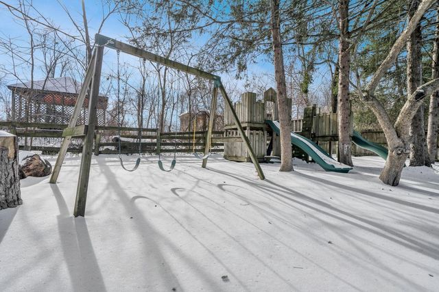 10416 Sterling Springs Road, Louisville, KY 40223