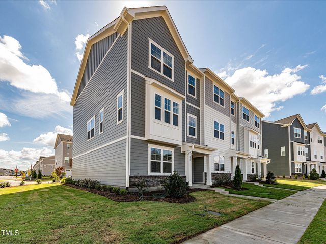 239 Nahunta Drive, Apex, NC 27539