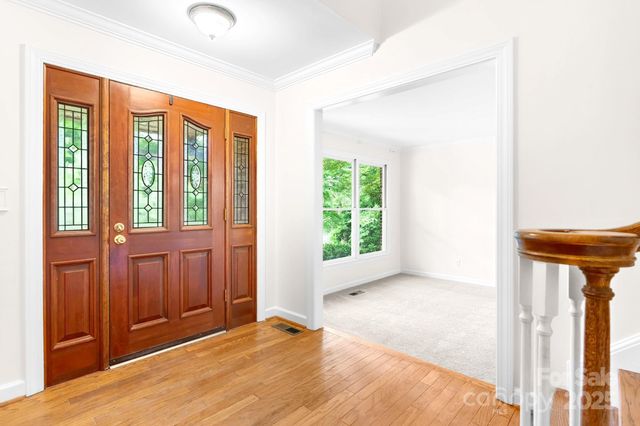 1080 Rolling Green Drive, Newton, NC 28658