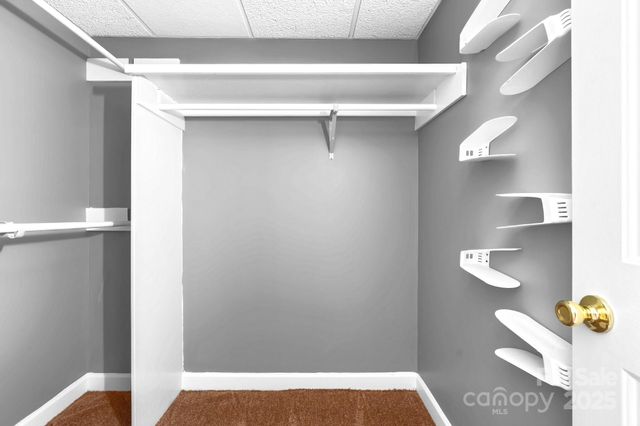 1080 Rolling Green Drive, Newton, NC 28658