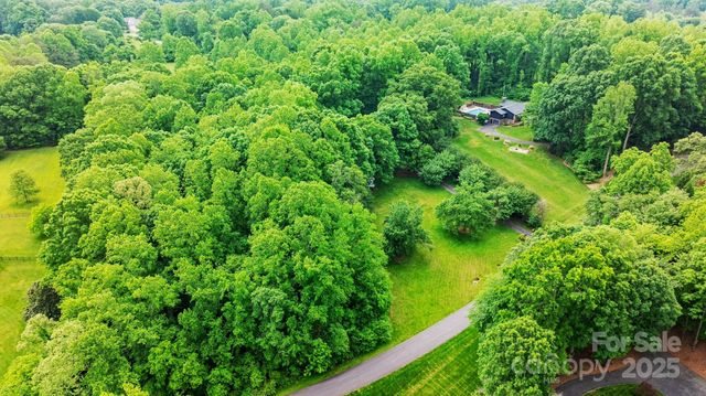 1080 Rolling Green Drive, Newton, NC 28658
