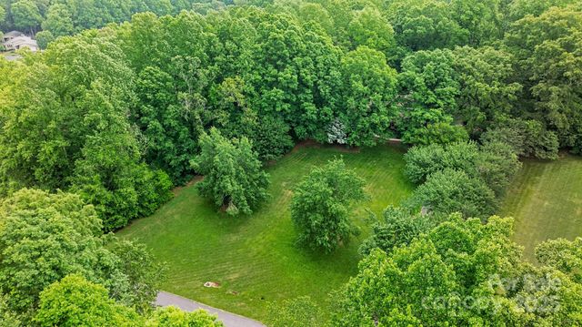 1080 Rolling Green Drive, Newton, NC 28658