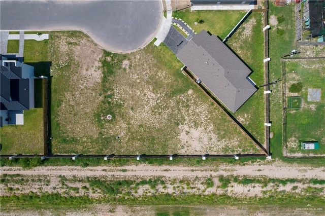 2200 E Clearwater Street, Edinburg, TX 78542