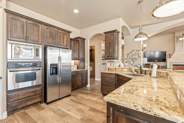 2267 E KNOLLS DR, St. George, UT 84790