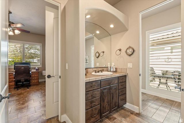 2267 E KNOLLS DR, St. George, UT 84790