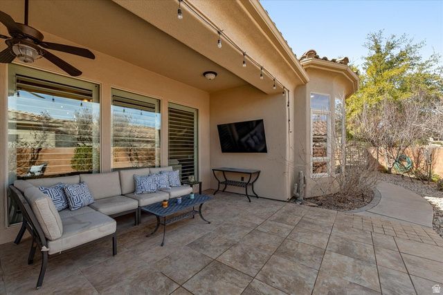2267 E KNOLLS DR, St. George, UT 84790