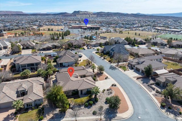 2267 E KNOLLS DR, St. George, UT 84790