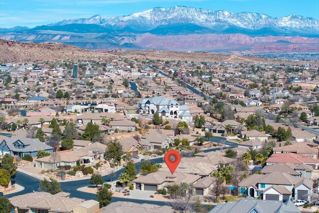 2267 E KNOLLS DR, St. George, UT 84790