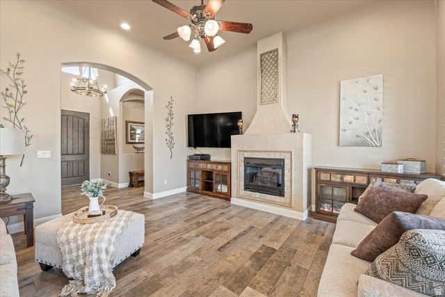 2267 E KNOLLS DR, St. George, UT 84790