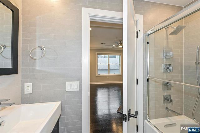 53 Prospect Street 2, Jersey City, NJ 07307
