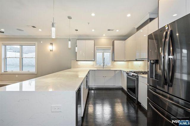 53 Prospect Street 2, Jersey City, NJ 07307