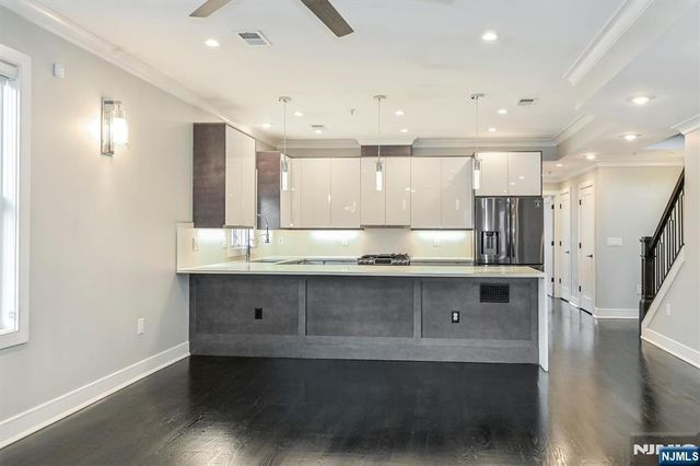 53 Prospect Street 2, Jersey City, NJ 07307