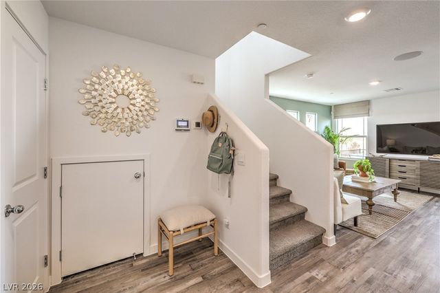 915 Pink Sugarbird Street, Henderson, NV 89011