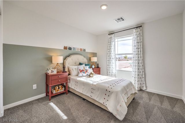 915 Pink Sugarbird Street, Henderson, NV 89011