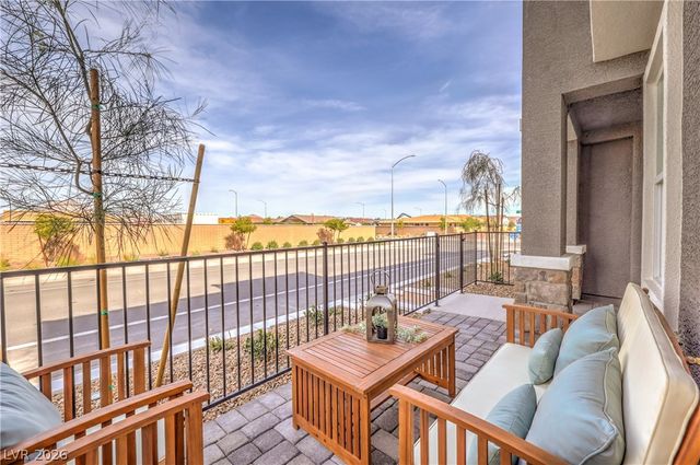 915 Pink Sugarbird Street, Henderson, NV 89011