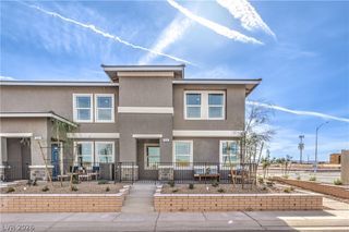 915 Pink Sugarbird Street, Henderson, NV 89011
