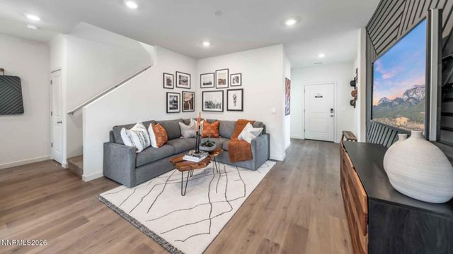 8430 Redwood Dawn Drive, Reno, NV 89506