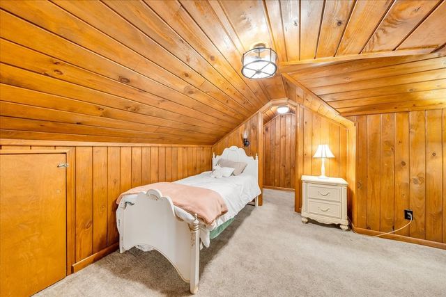 1006 Remington Pl, Manchester, TN 37355