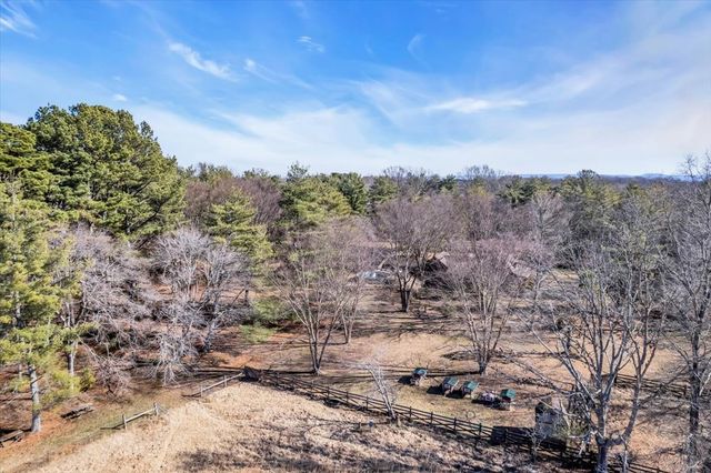 1006 Remington Pl, Manchester, TN 37355