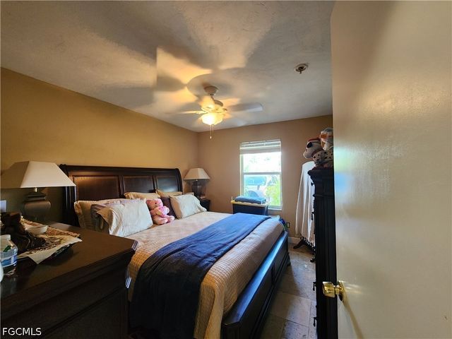 5242 Texas AVE, Naples, FL 34113