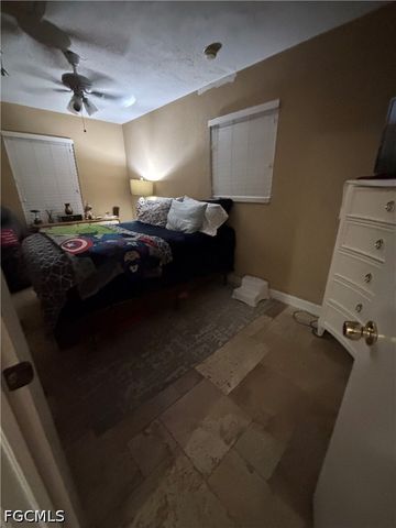 5242 Texas AVE, Naples, FL 34113