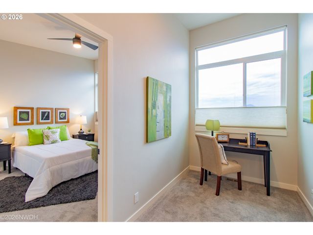 133 SHELTON MCMURPHEY Blvd, Eugene, OR 97401