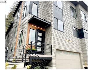 133 SHELTON MCMURPHEY Blvd, Eugene, OR 97401