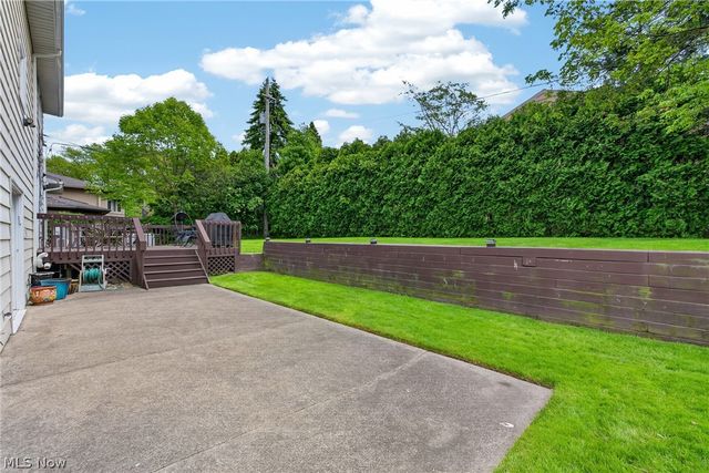 23420 Wendover Drive, Beachwood, OH 44122
