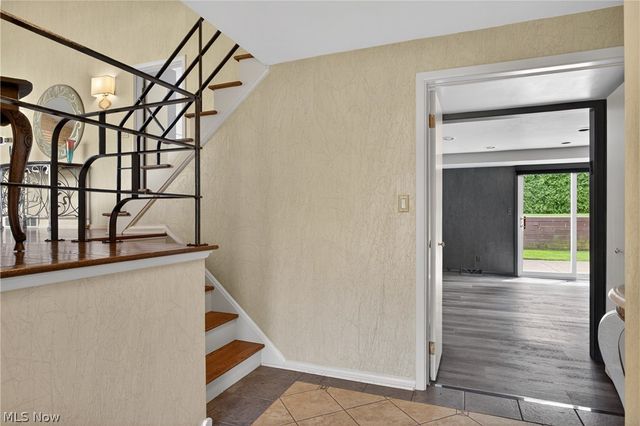 23420 Wendover Drive, Beachwood, OH 44122