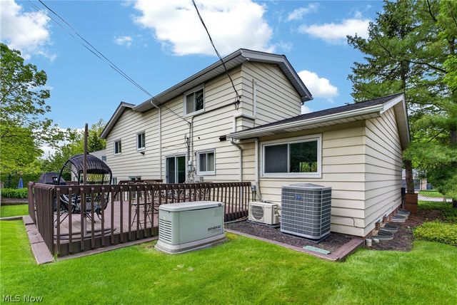 23420 Wendover Drive, Beachwood, OH 44122