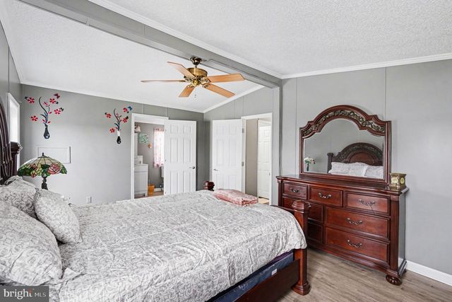 2 RASPBERRY CT, Middle River, MD 21220