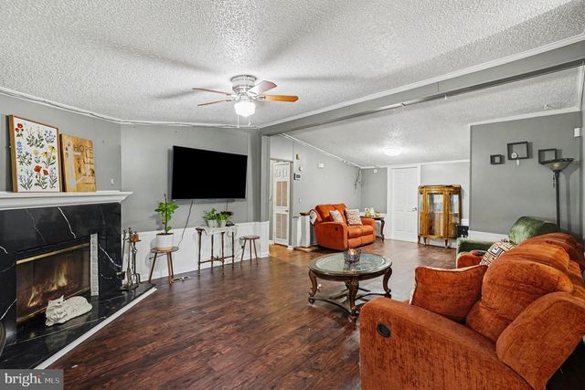 2 RASPBERRY CT, Middle River, MD 21220
