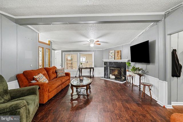 2 RASPBERRY CT, Middle River, MD 21220