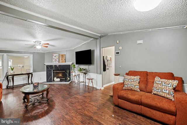 2 RASPBERRY CT, Middle River, MD 21220