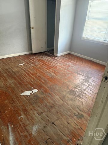 1011 W 45th Street, Savannah, GA 31405