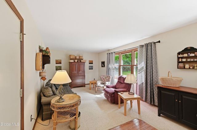 133 Grandview Drive, Kinderhook, NY 12184