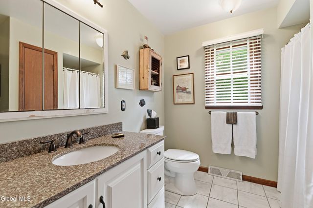 133 Grandview Drive, Kinderhook, NY 12184