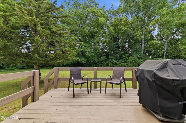 133 Grandview Drive, Kinderhook, NY 12184