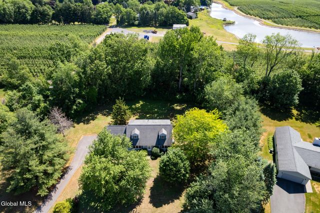 133 Grandview Drive, Kinderhook, NY 12184