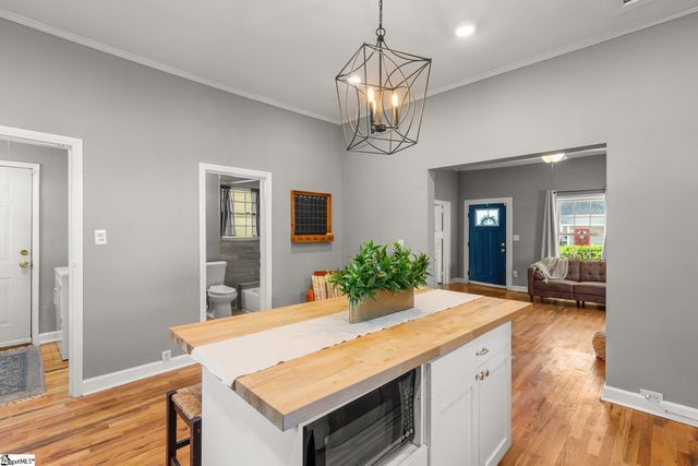 4 Seyle Street, Greenville, SC 29605