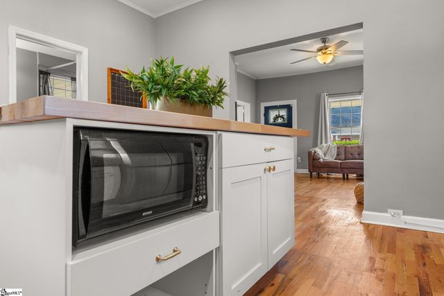 4 Seyle Street, Greenville, SC 29605