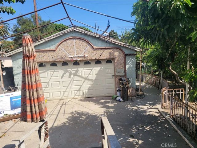 1123 E 57th, Los Angeles, CA 90011