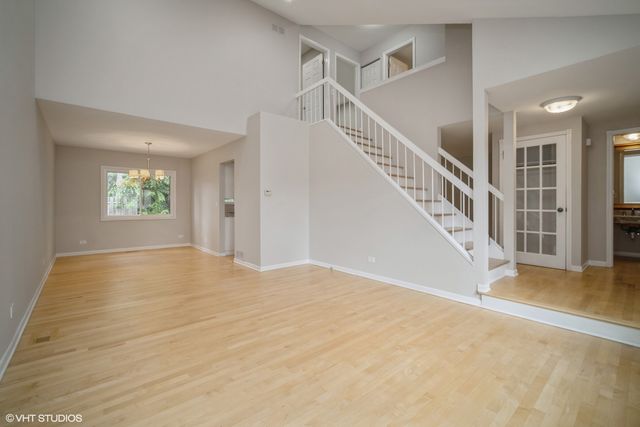 103 Viola Court, Rolling Meadows, IL 60008