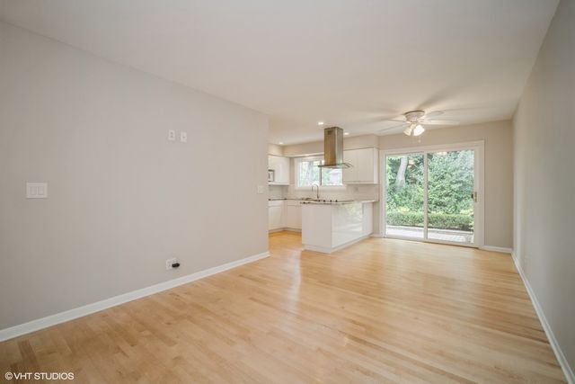 103 Viola Court, Rolling Meadows, IL 60008