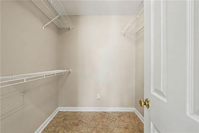5483 Brookstone Drive NW, Acworth, GA 30101